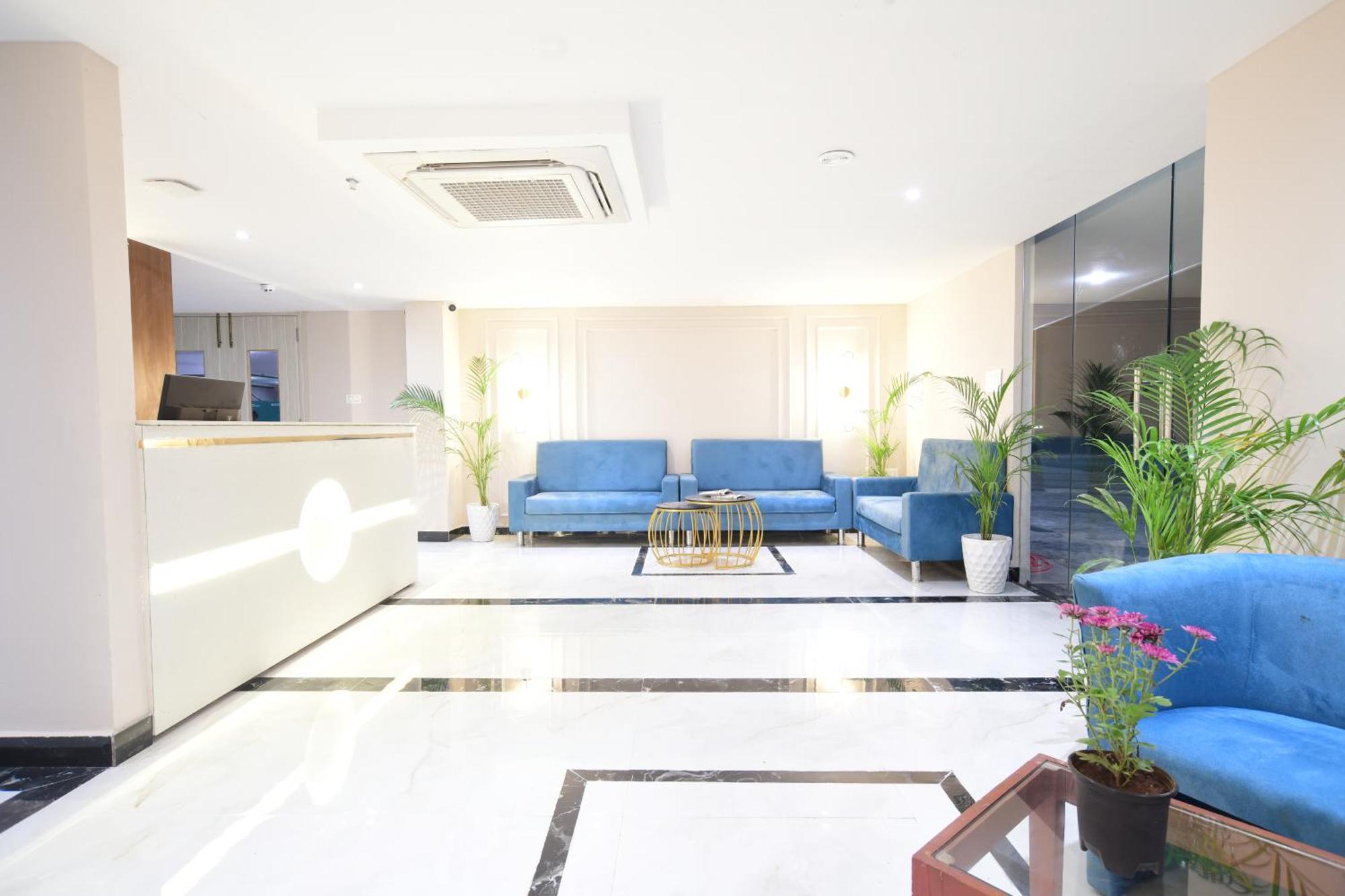 Aceotel Premier, Vijay Nagar Indaur Kültér fotó